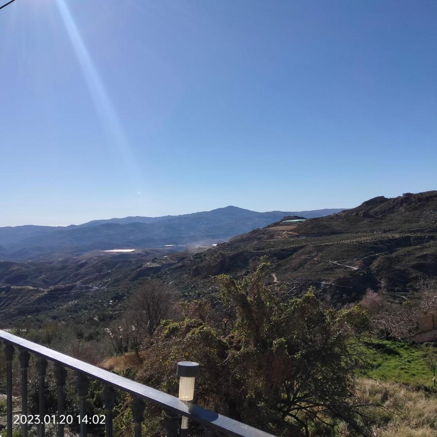 Apartamento Vacacional En La Alpujarra Laroles Exteriér fotografie